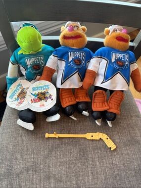 McDonald’s NHL Muppet’s Kermit and Fozzie Bear plush